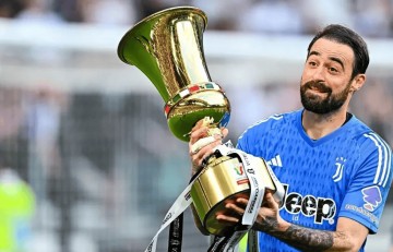 30岁老将法甲双星!尤文夏窗引援暗藏三大悬念