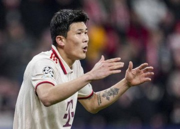 再见拜仁:甩卖5000万铁卫,蓄势待发迎战曼城皇马争夺15亿中场