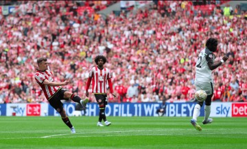 2-1!95分钟逆转绝杀 2.2亿奖金史上最高比赛:146年老店重返英超