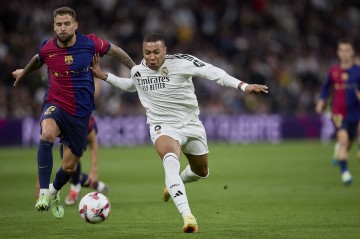 大巴黎登顶!FIFA最新俱乐部排名,巴萨稳居前三,皇马仅第七