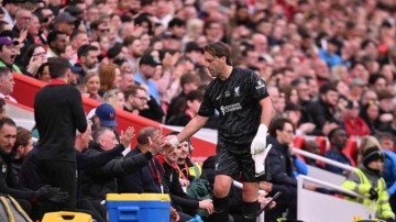 韦斯特维尔德谈利物浦传奇赛：能为社区做贡献真的太棒了