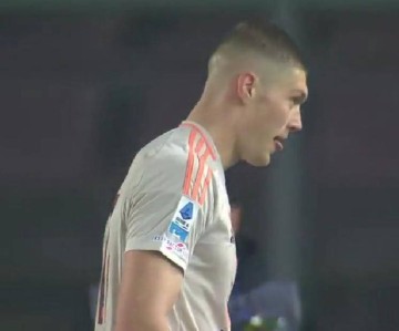 意甲三强连胜!罗马七连胜领跑,博洛尼亚距争四仅差4分