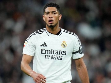 33球追平C罗,再进5球独享皇马第一人,姆巴佩距金球奖还有多远?