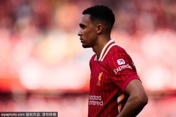 泪别安菲尔德!利物浦第20冠狂欢夜,阿诺德投皇马?萨拉赫也悬了!