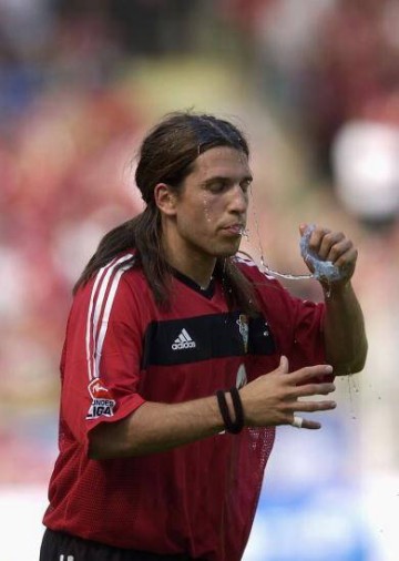 从世青赛的美男子到德甲的双重人生:普拉特森的华丽转身